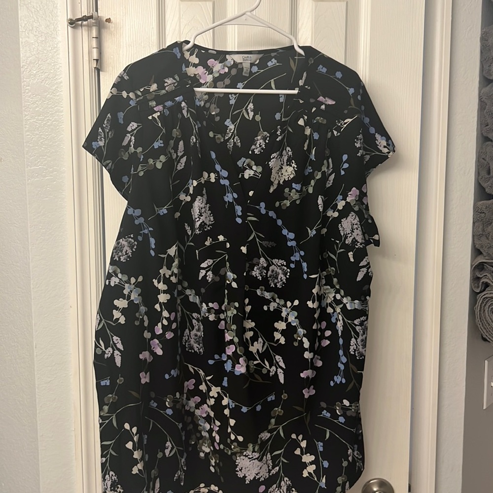 Floral top